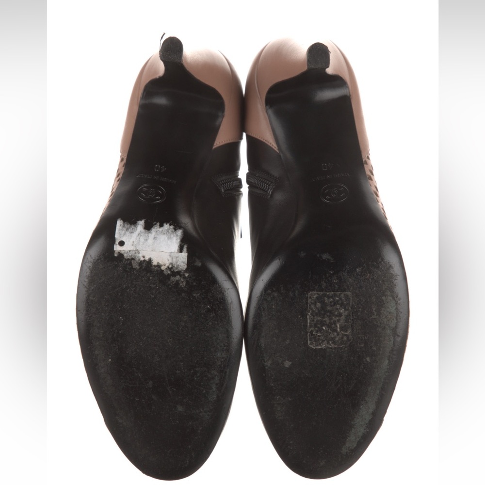 CHANEL Ankle Boots - black & tan lamb skin - Picture 5 of 7